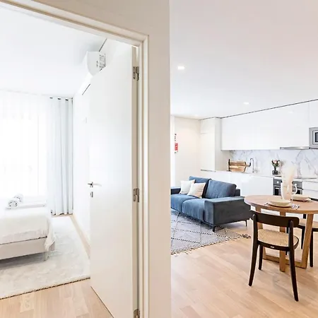 New Cozy And Modern In The Heart Of Apartment *