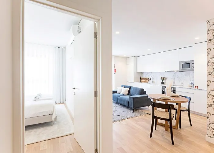 New Cozy And Modern In The Heart Of Apartment *