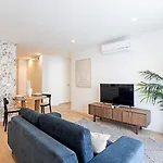 New Cozy And Modern In The Heart Of *